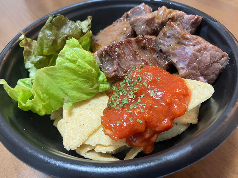 ビーフステーキ/シャリアピンステーキ/おつまみステーキ/牛ステーキ串/アルコール